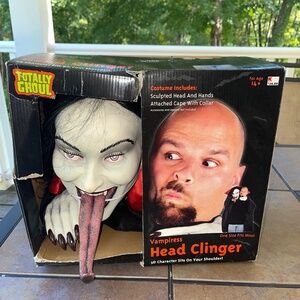 Rare Mario Chiodo Studios Vampiress Head Clinger 2004/ Theater /Halloween NOS